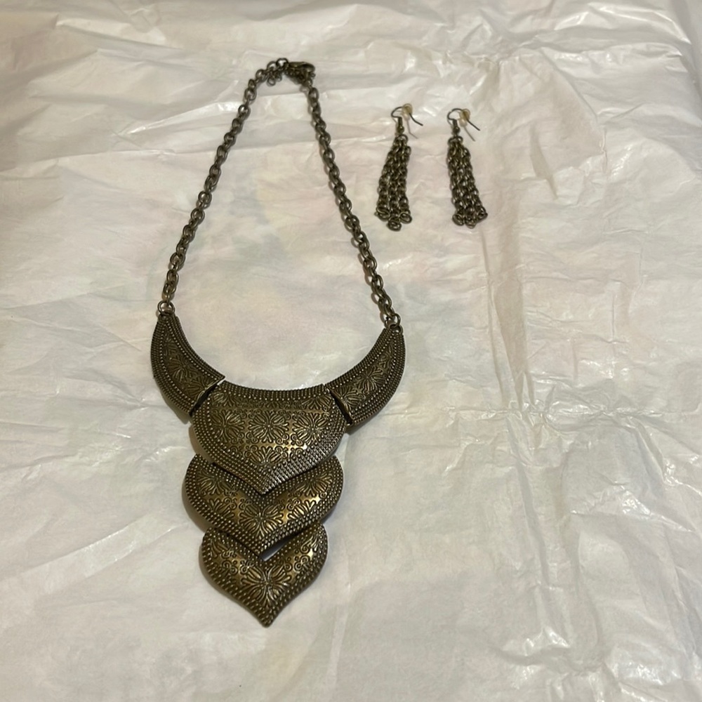 Necklace Set